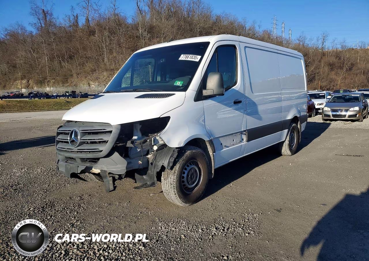 2021 Mercedes Benz Sprinter 1500 Delivery Van