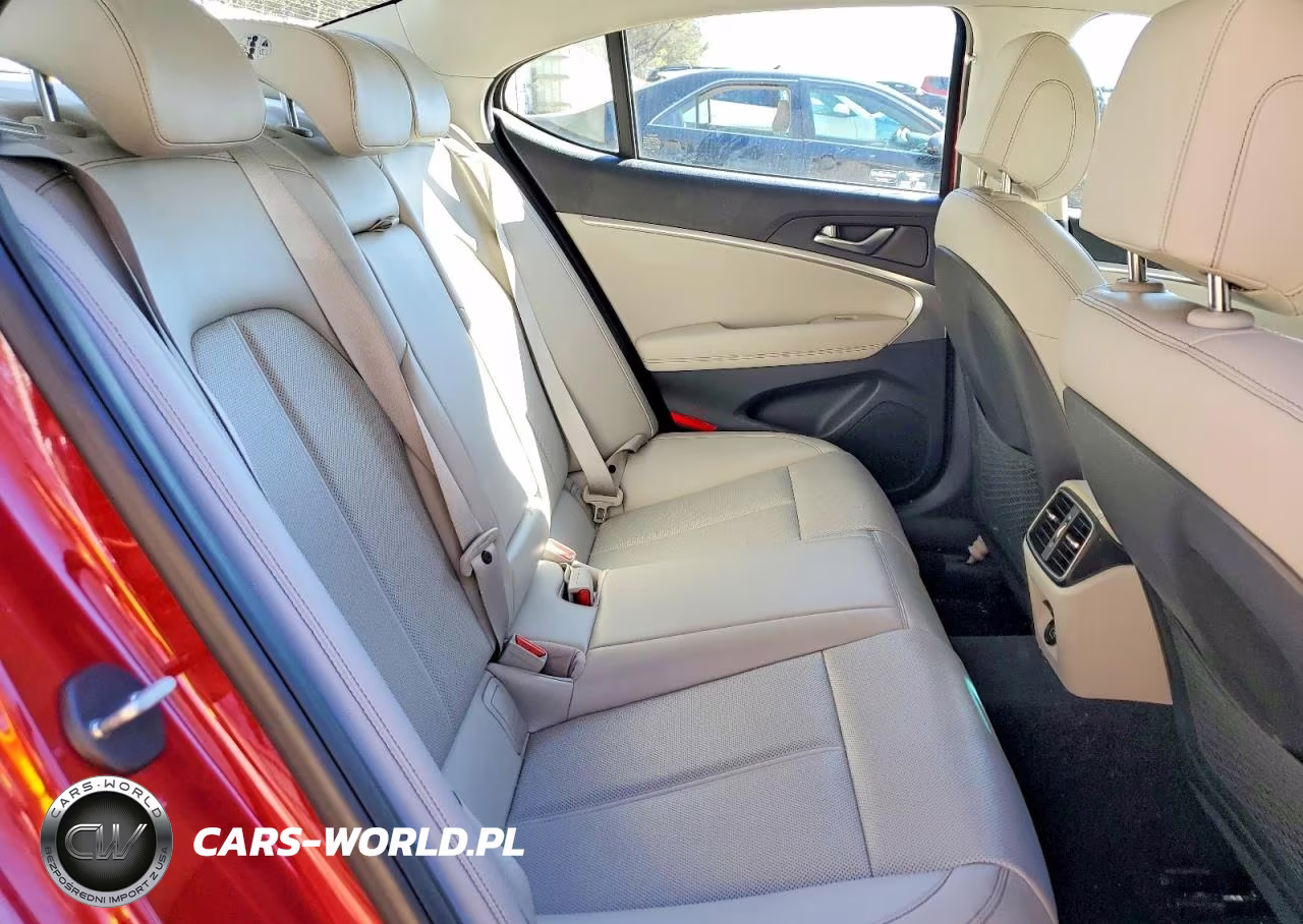 2020 Genesis G70 VIN:KMTG64LA7LU056637 - 10