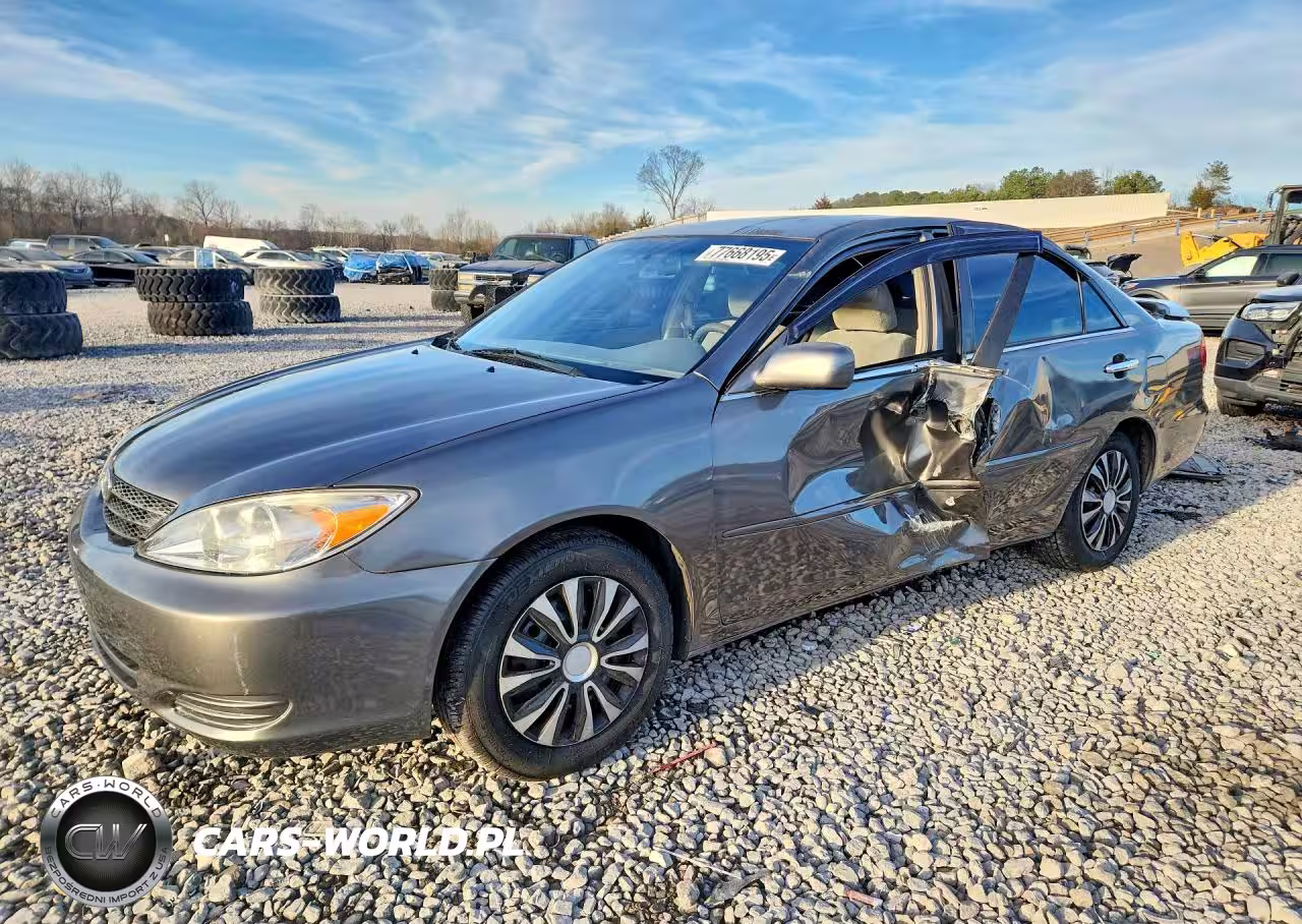 2004 Toyota Camry Le
