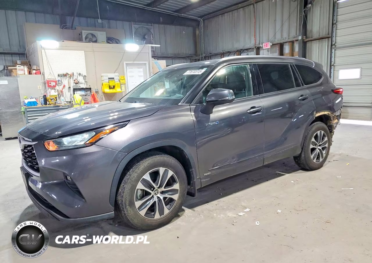 2020 Toyota Highlander Hybrid Xle