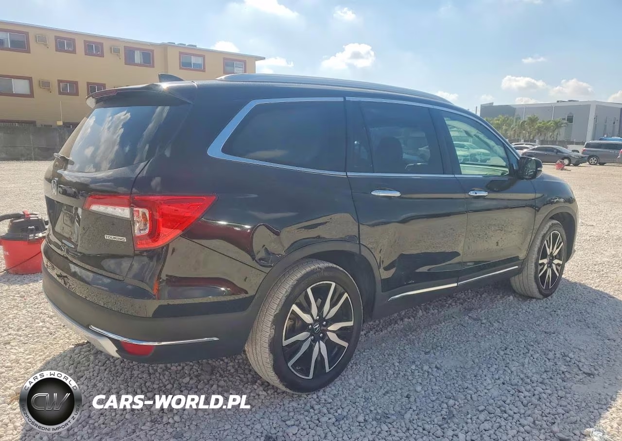 2022 Honda Pilot Touring VIN:5FNYF5H62NB020203 - 3
