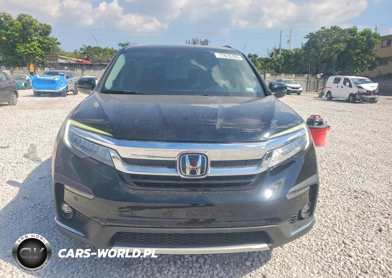 2022 Honda Pilot Touring VIN:5FNYF5H62NB020203 - 5