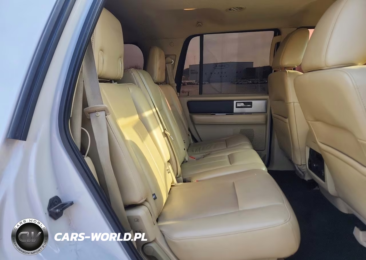 2016 Ford Expedition Xlt VIN:1FMJU1HTXGEF50635 - 11