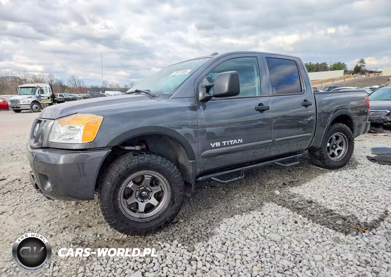 2011 Nissan Titan Sv