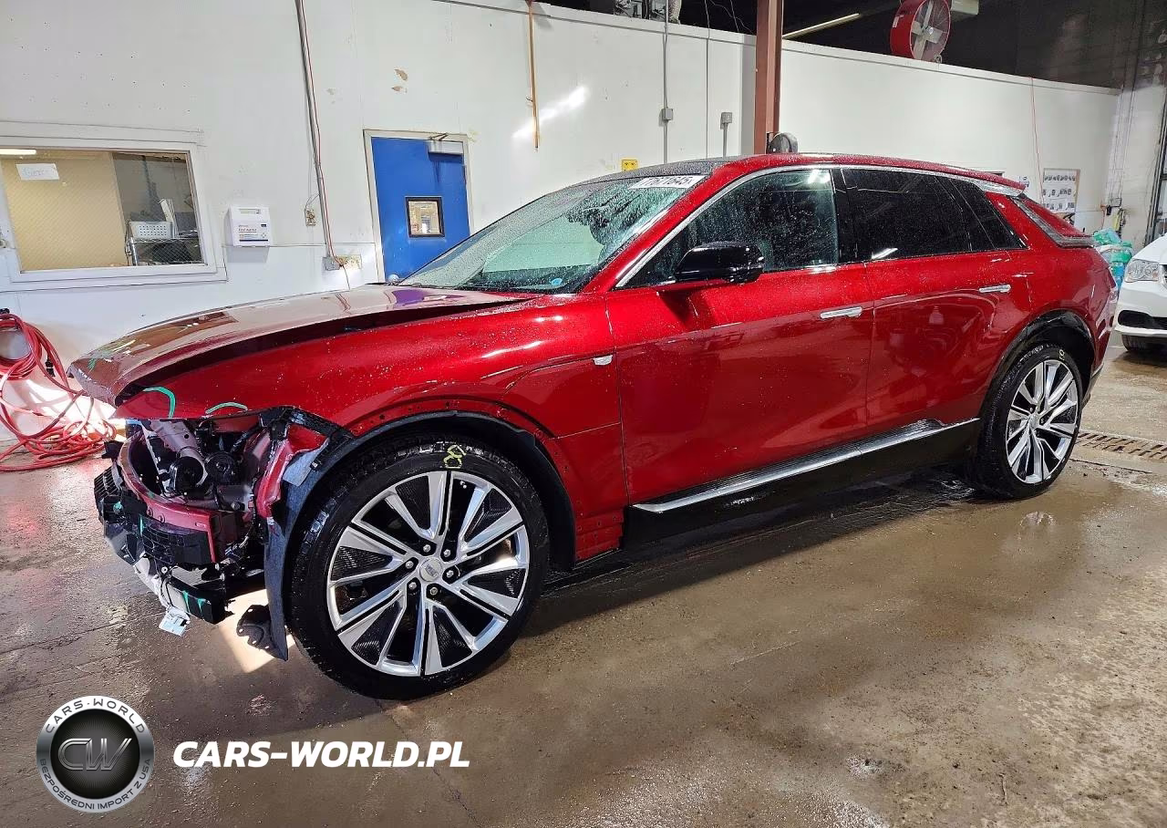 2024 Cadillac Lyriq Luxury