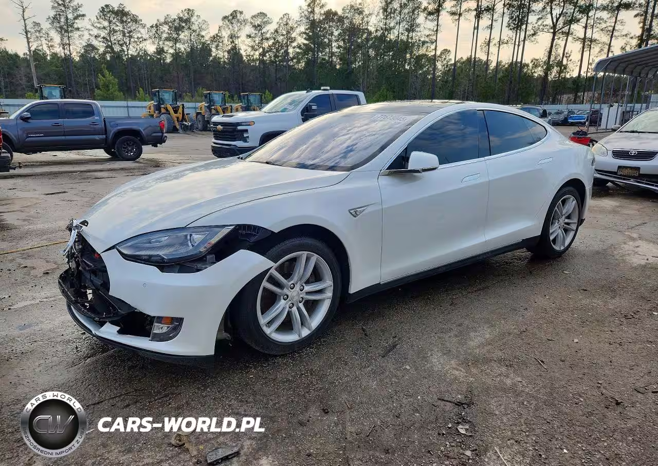 2014 Tesla Model S
