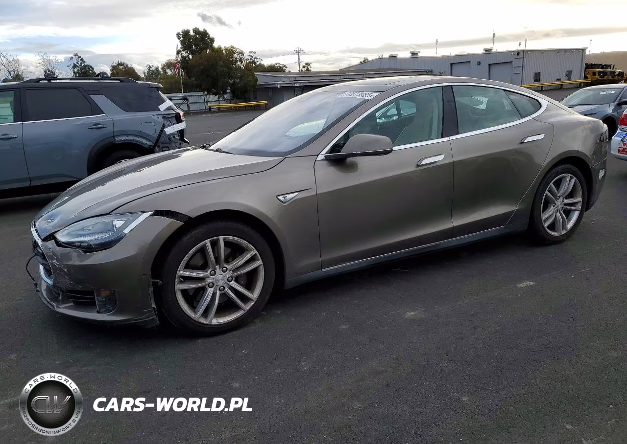 2015 Tesla Model S 70