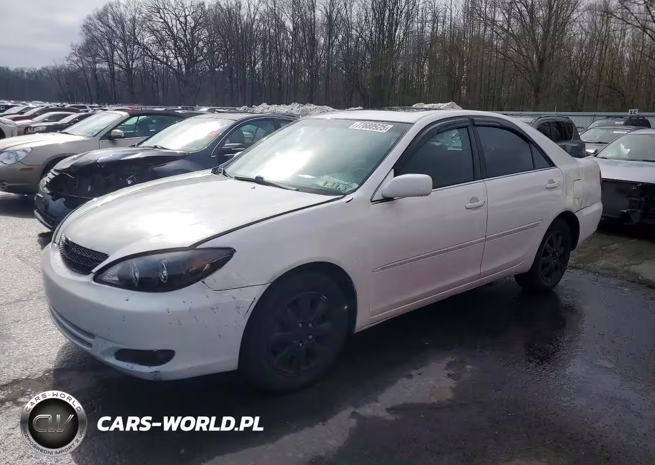 2004 Toyota Camry Le
