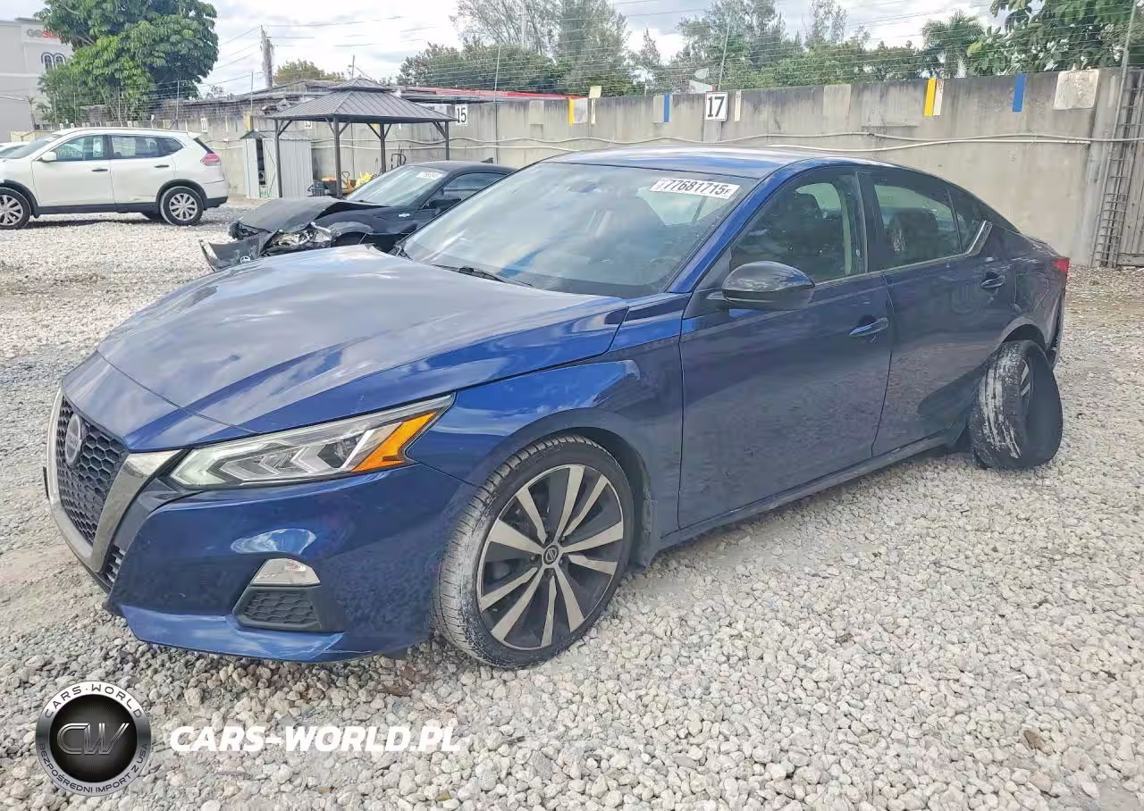 2020 Nissan Altima Sr