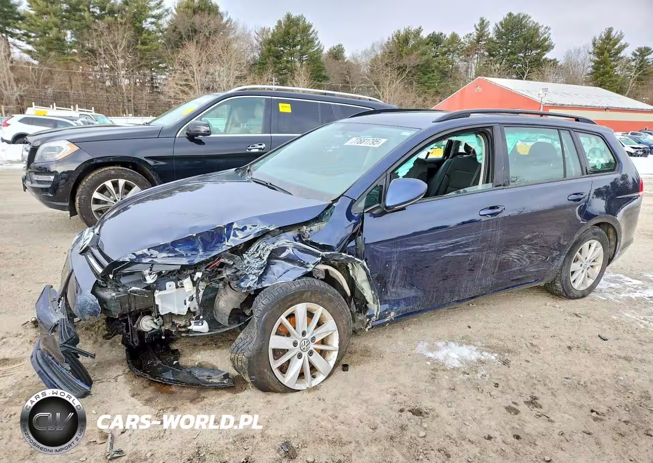 2017 Volkswagen Golf Sportwagen S