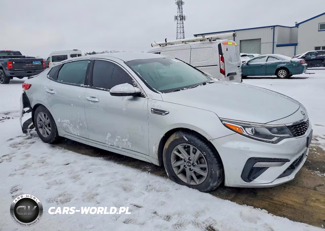 2019 Kia Optima Lx VIN:5XXGT4L38KG346849 - 4