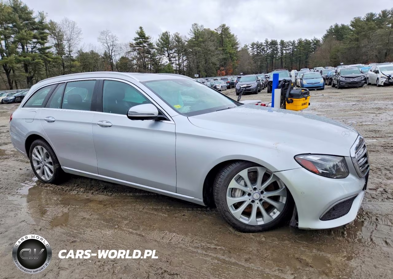 2017 Mercedes-Benz E 400 4Matic VIN:WDDZH6GB1HA201010 - 4