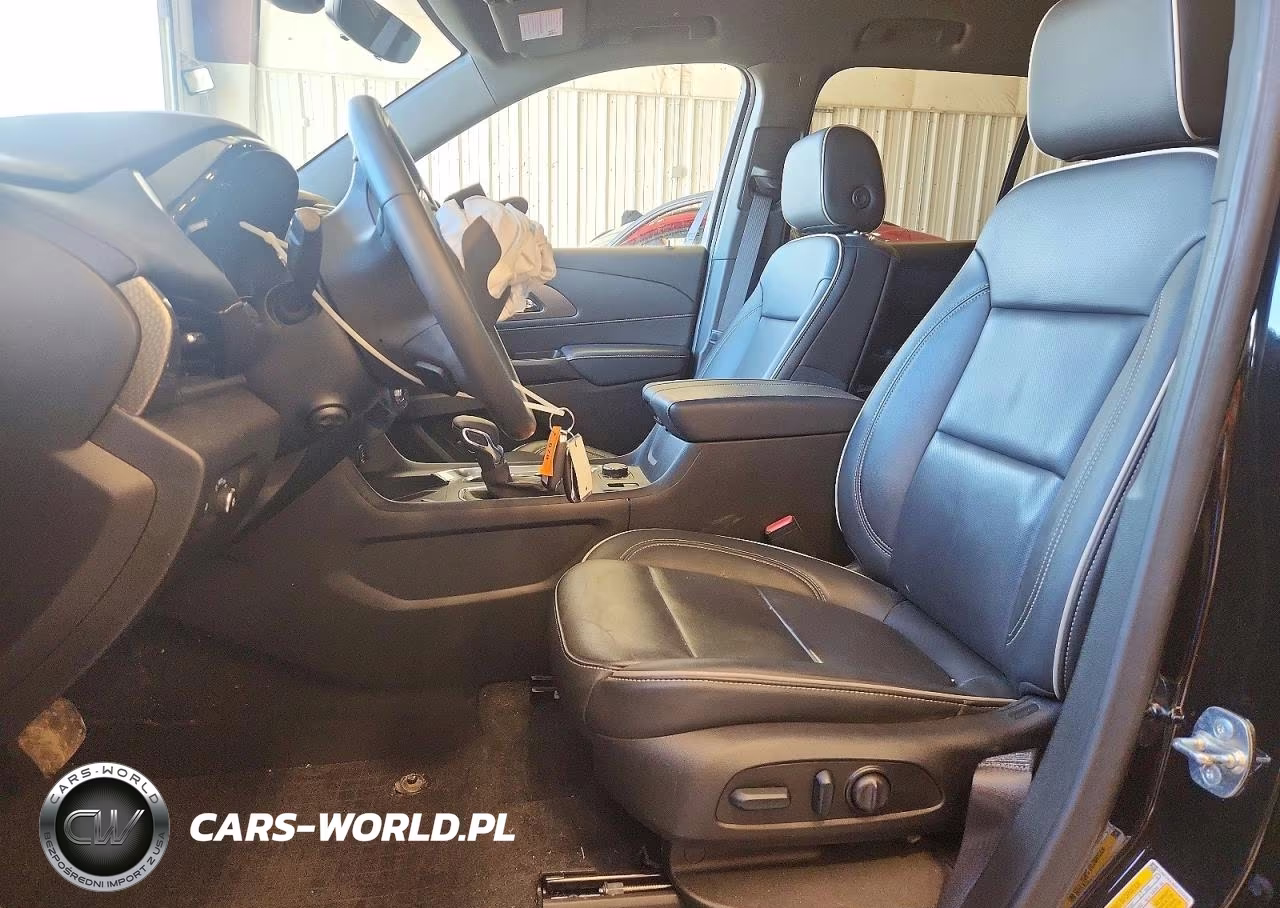 2023 Chevrolet Traverse Premier VIN:1GNEVKKW4PJ319353 - 7