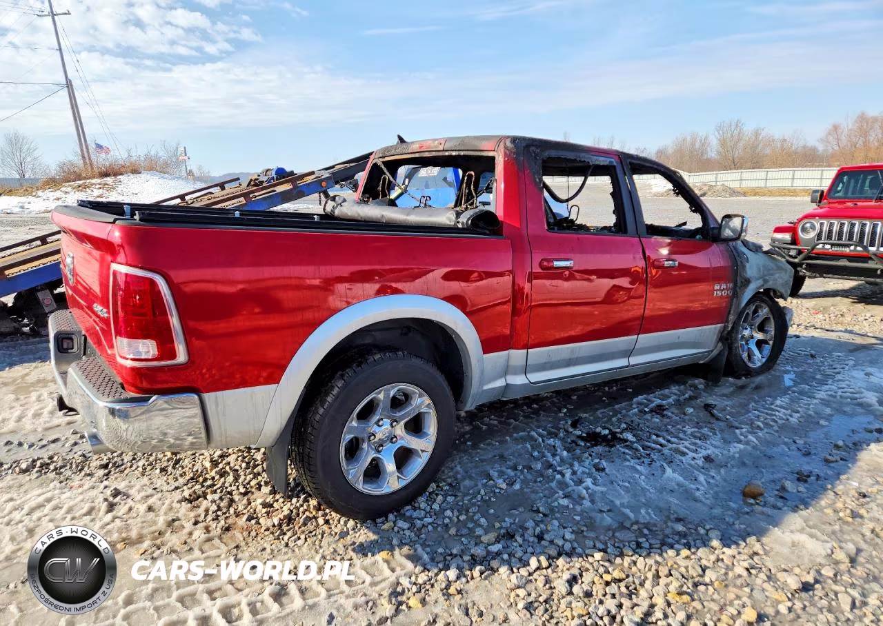 2014 Ram 1500 Laramie VIN:1C6RR7NT5ES295219 - 3