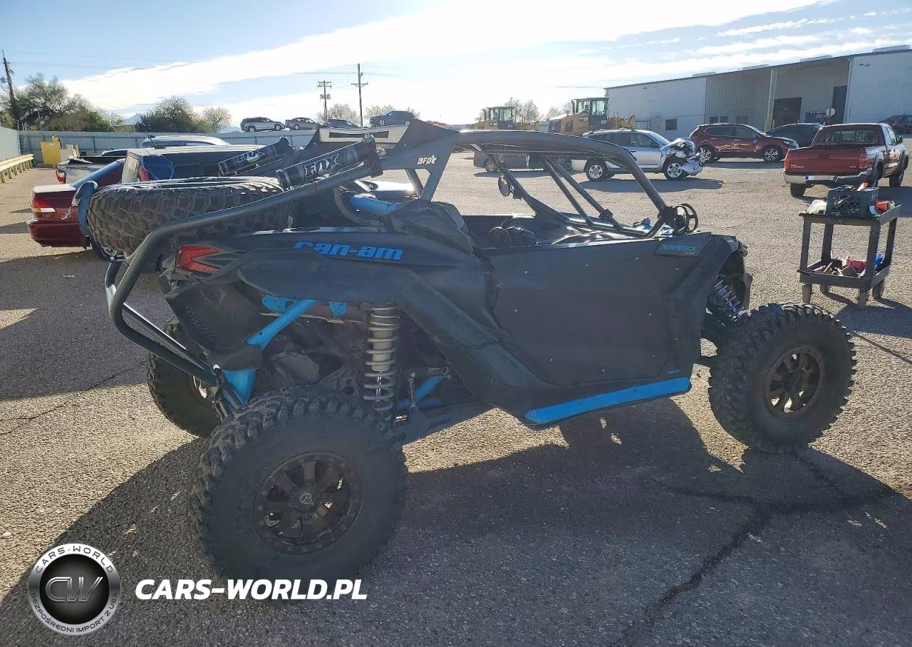 2019 Canam Maverick X3 Utility Vehicle VIN:3JBVVAW46KK000364 - 4