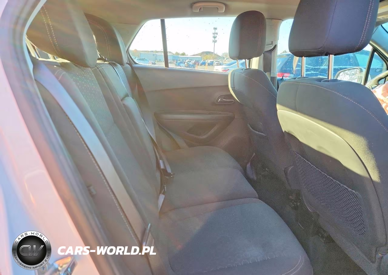 2021 Chevrolet Trax Ls VIN:KL7CJNSM4MB360645 - 11