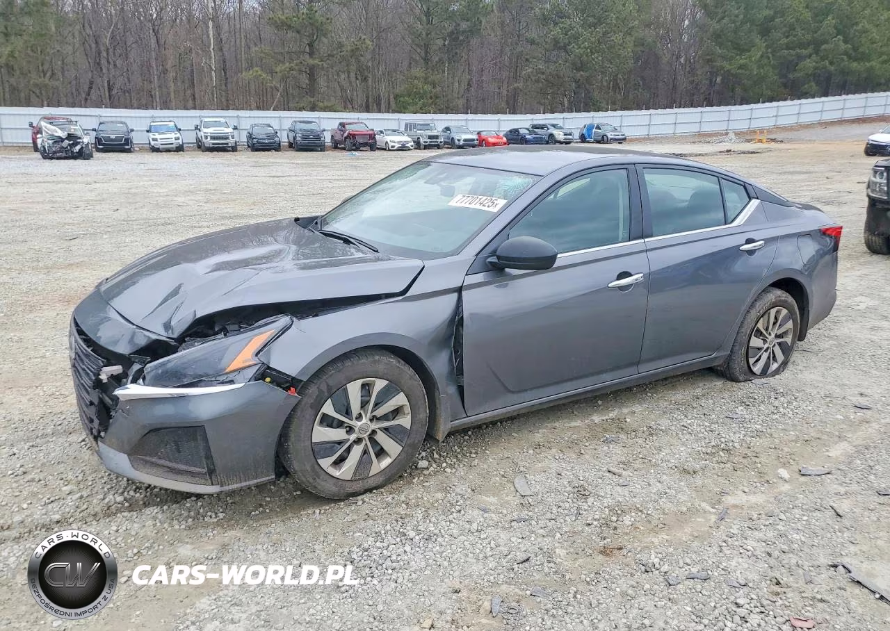 2025 Nissan Altima S