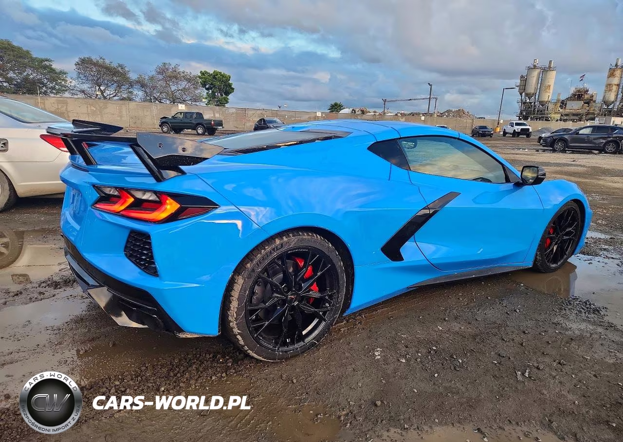 2023 Chevrolet Corvette Stingray 2Lt VIN:1G1YB2D40P5141632 - 3