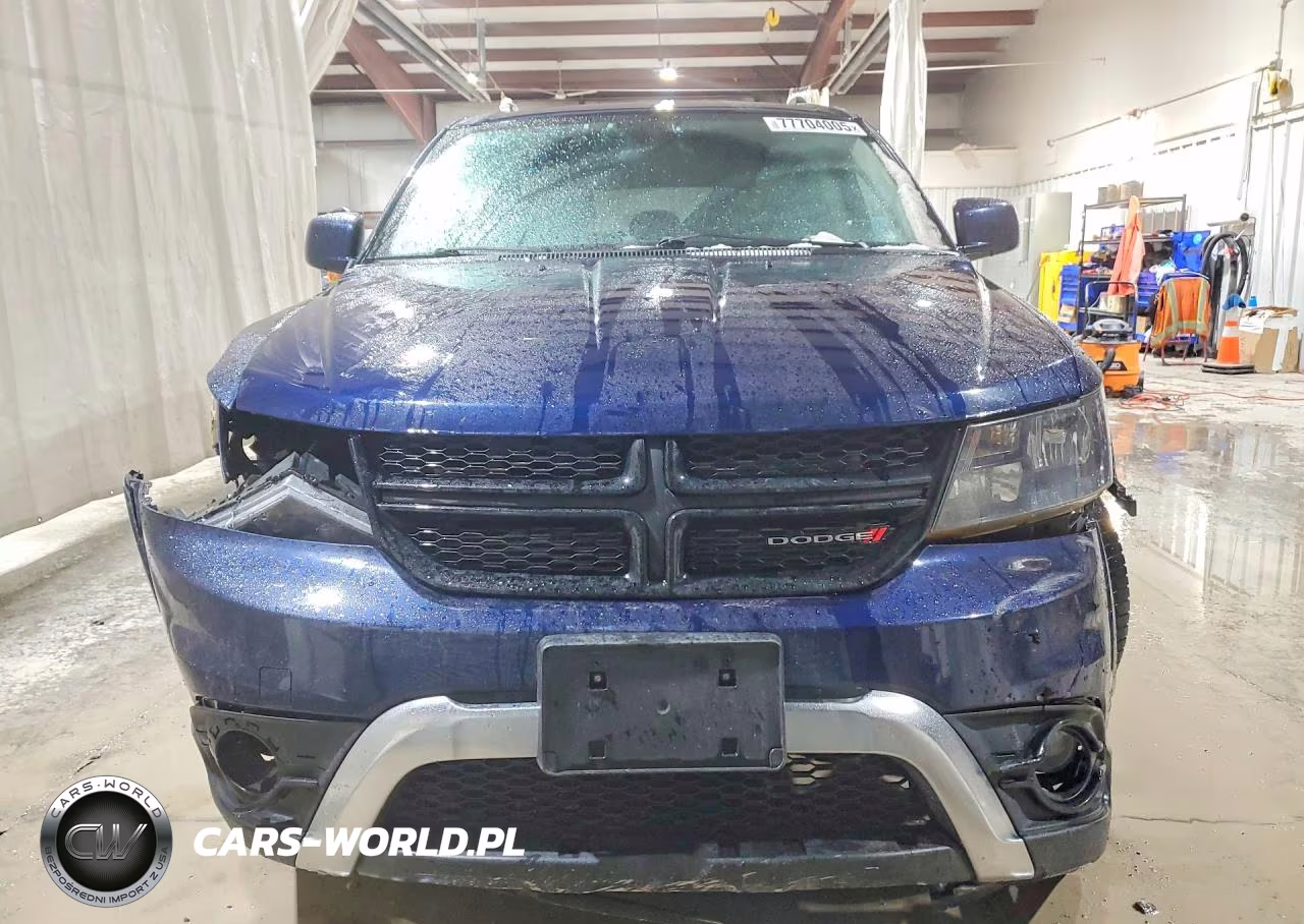 2018 Dodge Journey Crossroad VIN:3C4PDDGG4JT387735 - 5