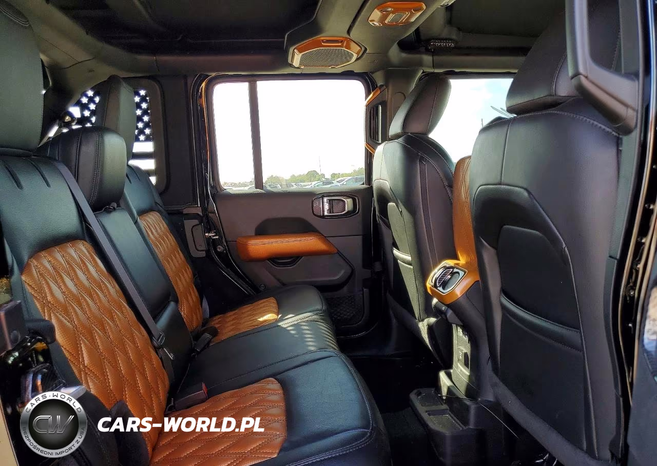 2023 Jeep Wrangler Sahara VIN:1C4HJXEG7PW600018 - 10