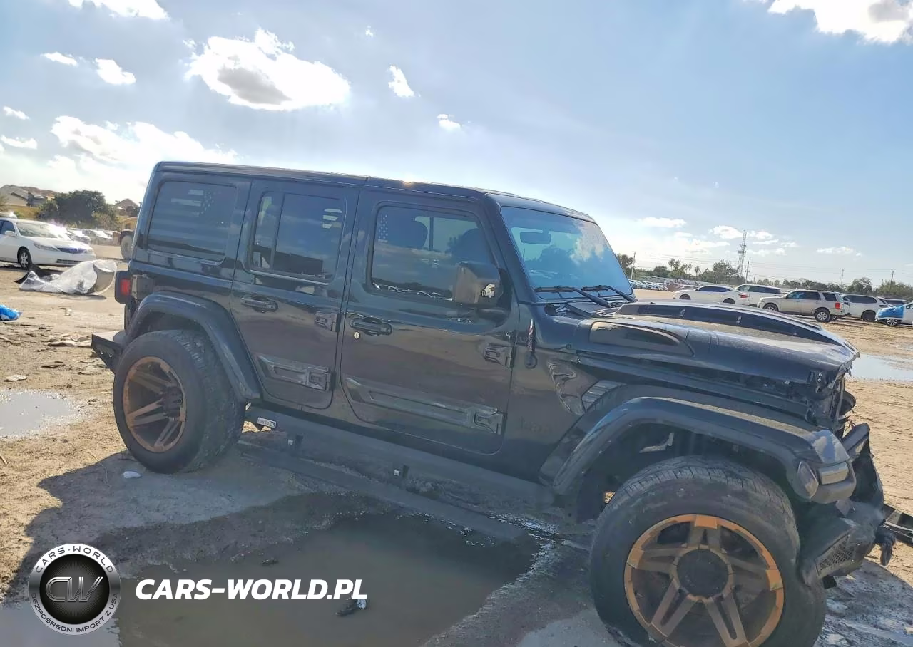 2023 Jeep Wrangler Sahara VIN:1C4HJXEG7PW600018 - 4