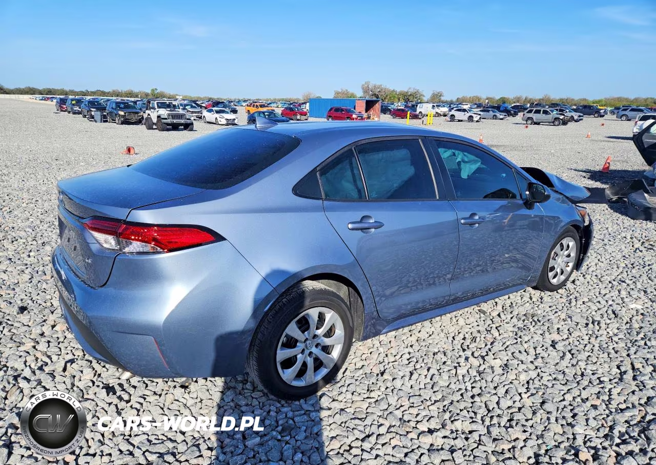 2022 Toyota Corolla Le VIN:5YFEPMAE8NP366224 - 3
