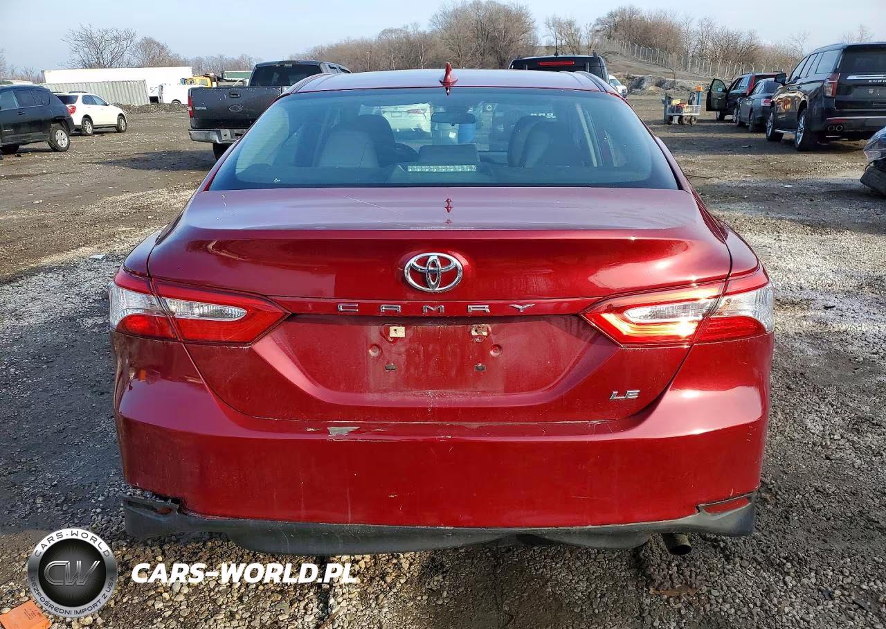 2020 Toyota Camry Le VIN:4T1C11AK7LU355062 - 6
