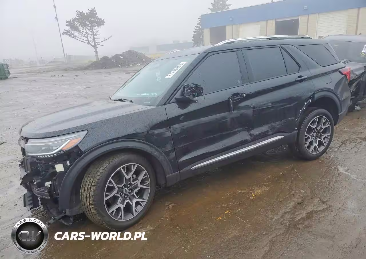 2025 Ford Explorer Platinum