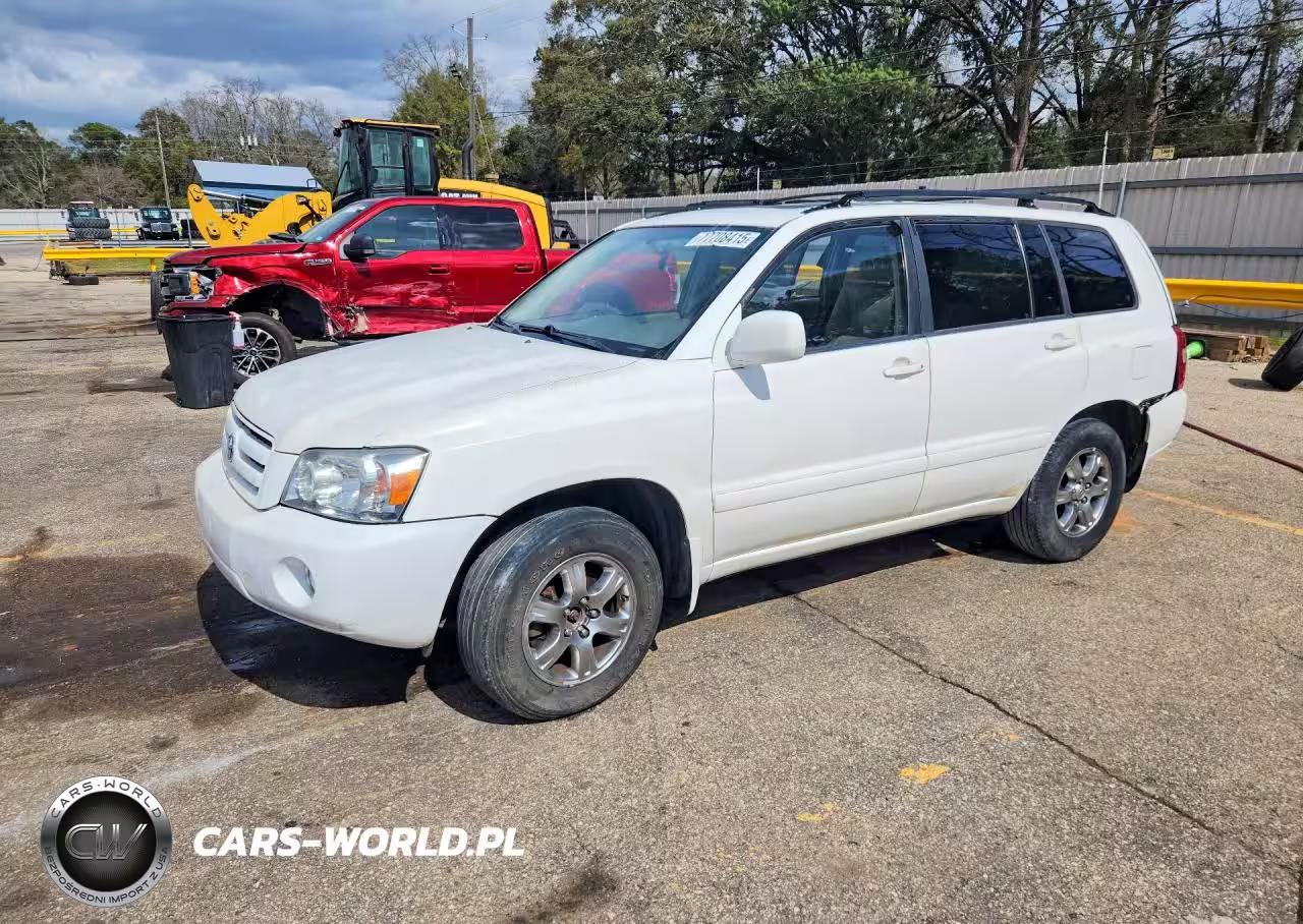 2004 Toyota Highlander Base