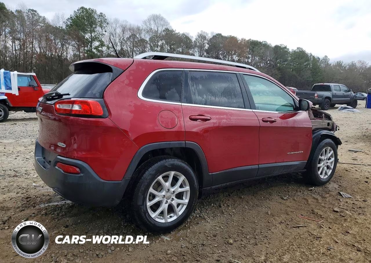 2017 Jeep Cherokee Latitude VIN:1C4PJMCB3HW608703 - 3
