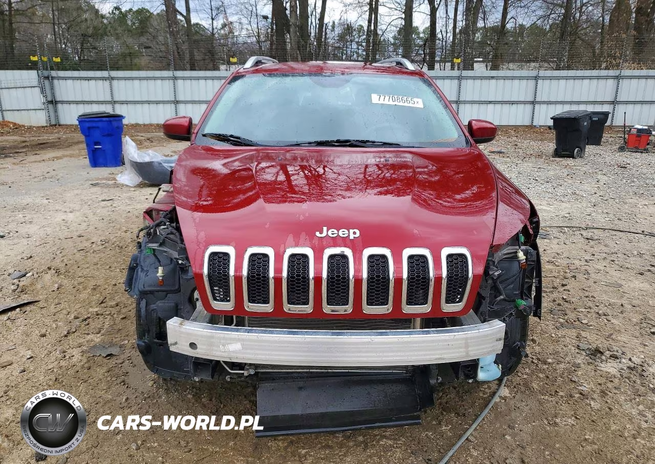 2017 Jeep Cherokee Latitude VIN:1C4PJMCB3HW608703 - 5