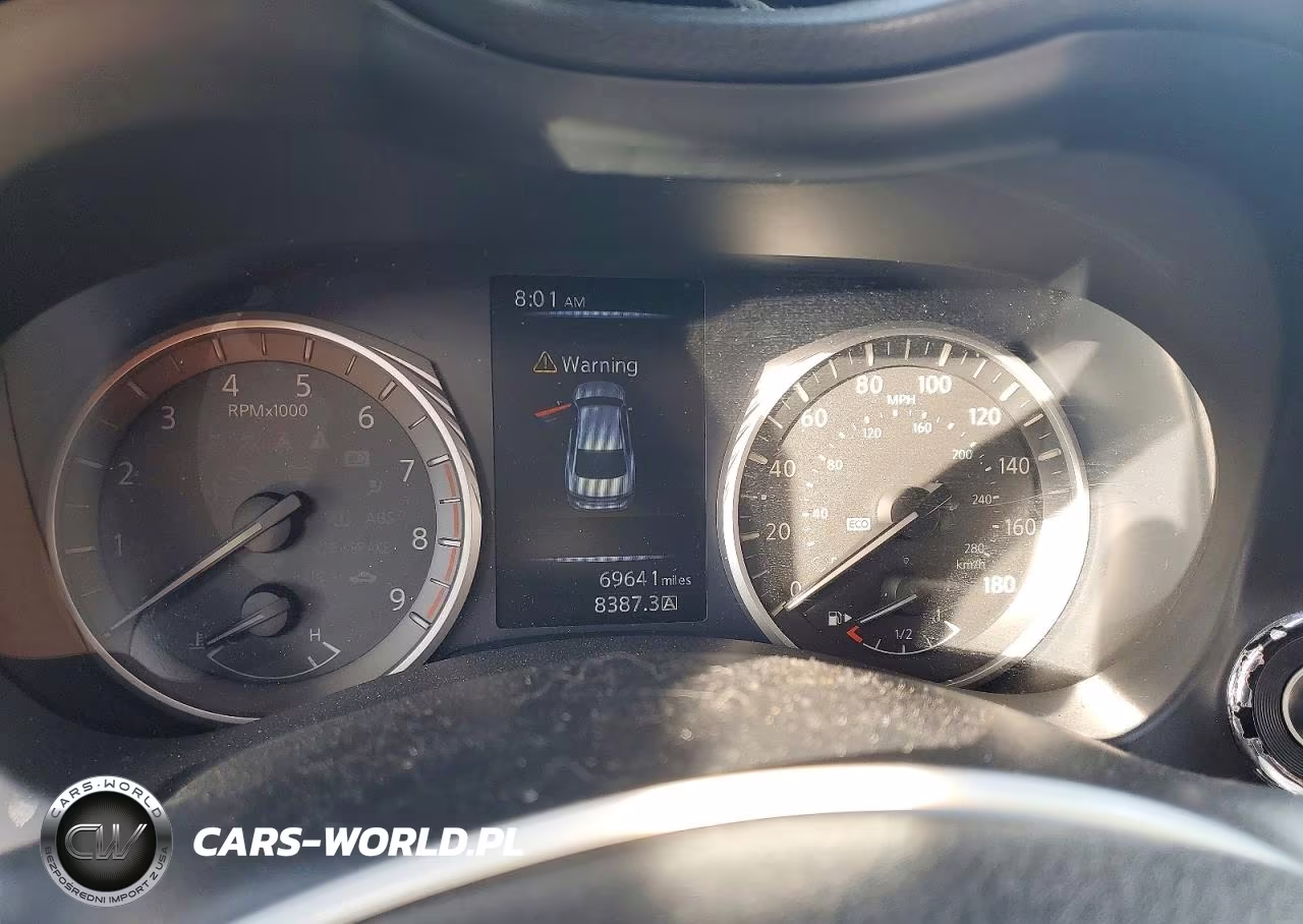 2018 Infiniti Q50 3.0T Luxe VIN:JN1EV7AR4JM440524 - 9