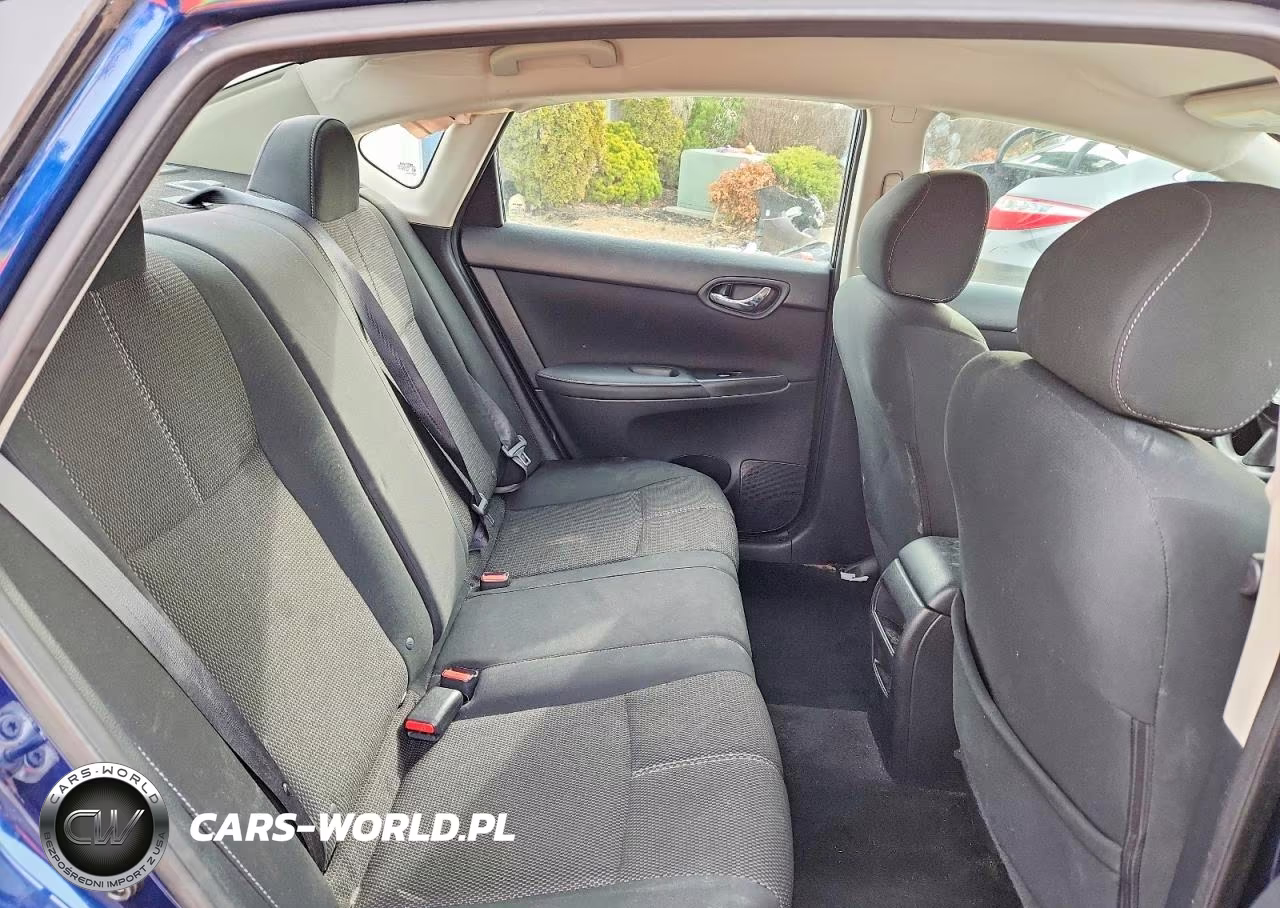 2018 Nissan Sentra S VIN:3N1AB7AP8JY290100 - 10