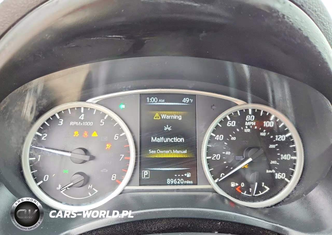 2018 Nissan Sentra S VIN:3N1AB7AP8JY290100 - 9