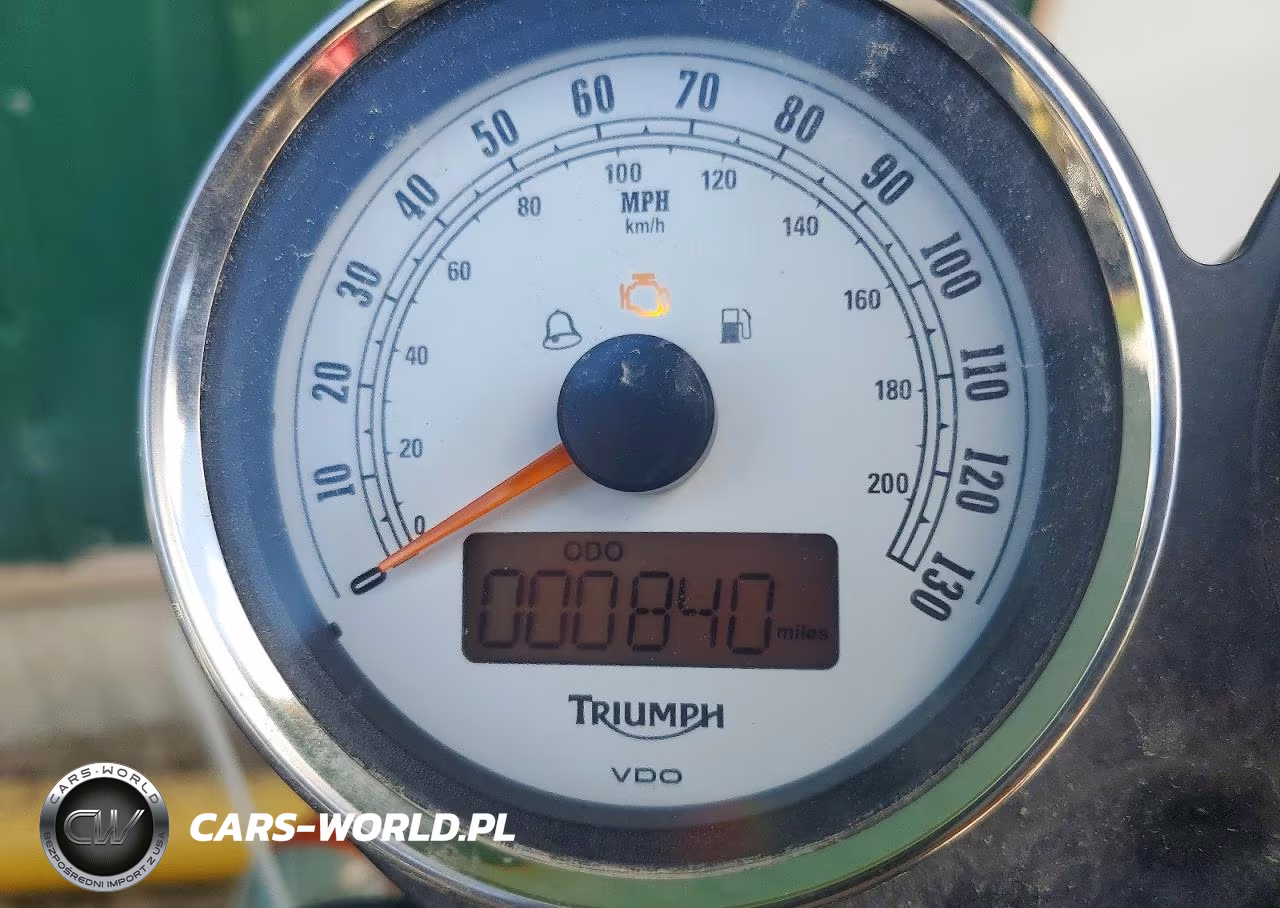 2012 Triumph Thruxton 900 VIN:SMT920K17CT506677 - 7