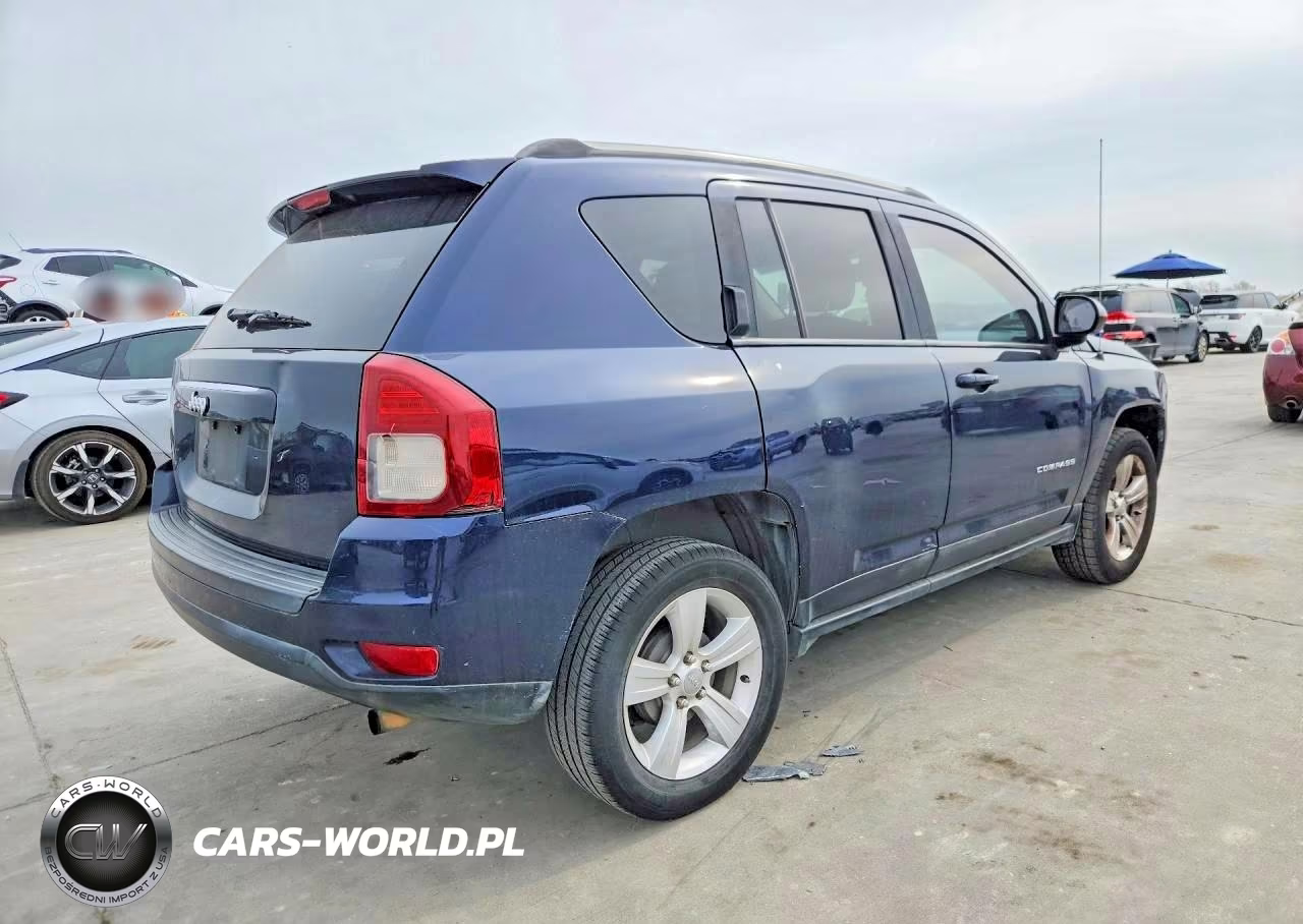 2015 Jeep Compass Sport VIN:1C4NJCBB2FD263143 - 3