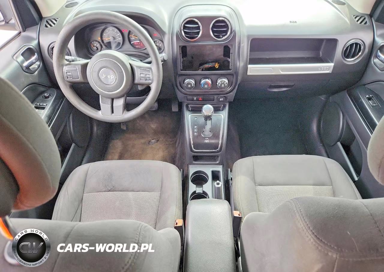 2015 Jeep Compass Sport VIN:1C4NJCBB2FD263143 - 8