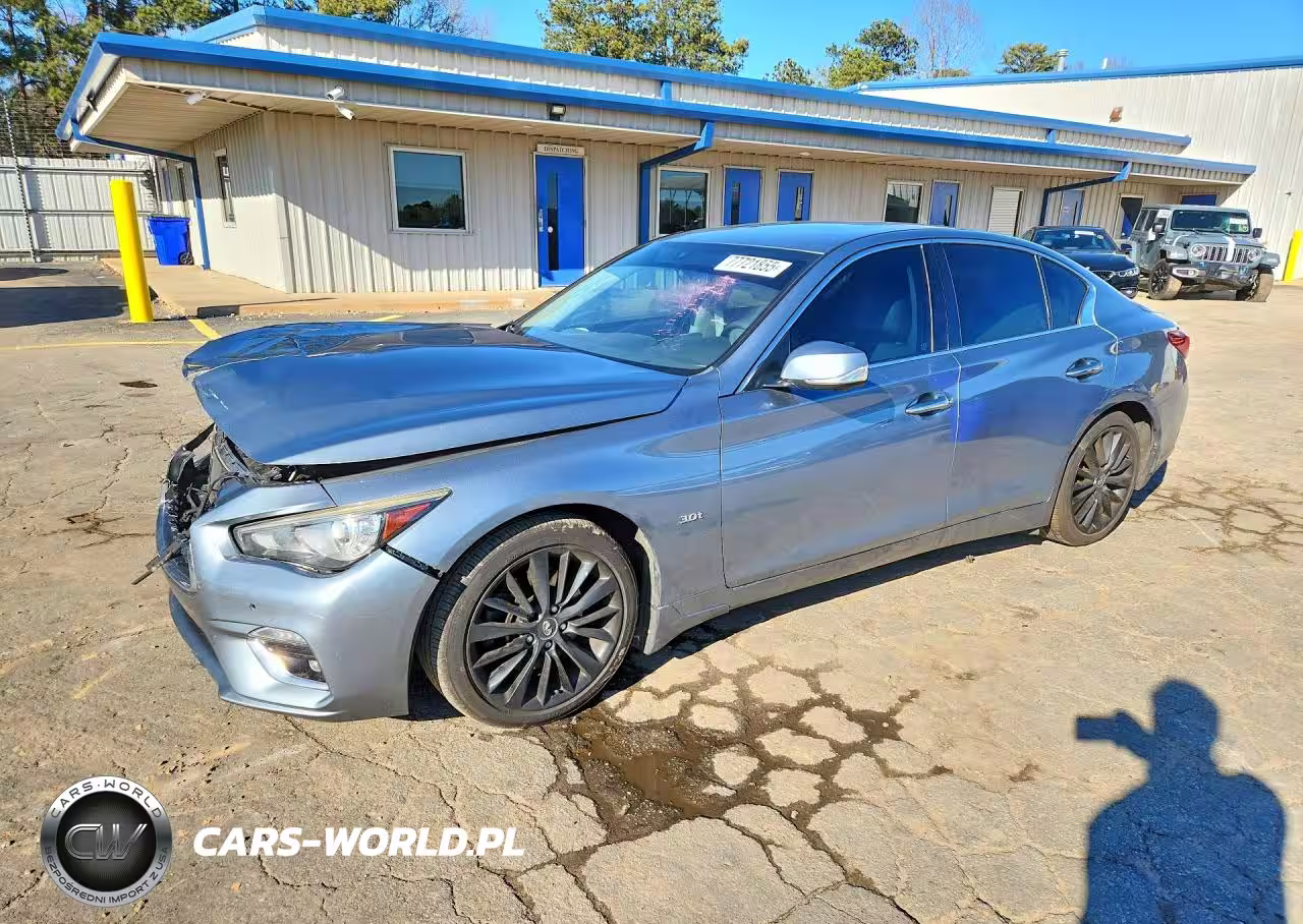 2018 Infiniti Q50 Luxe