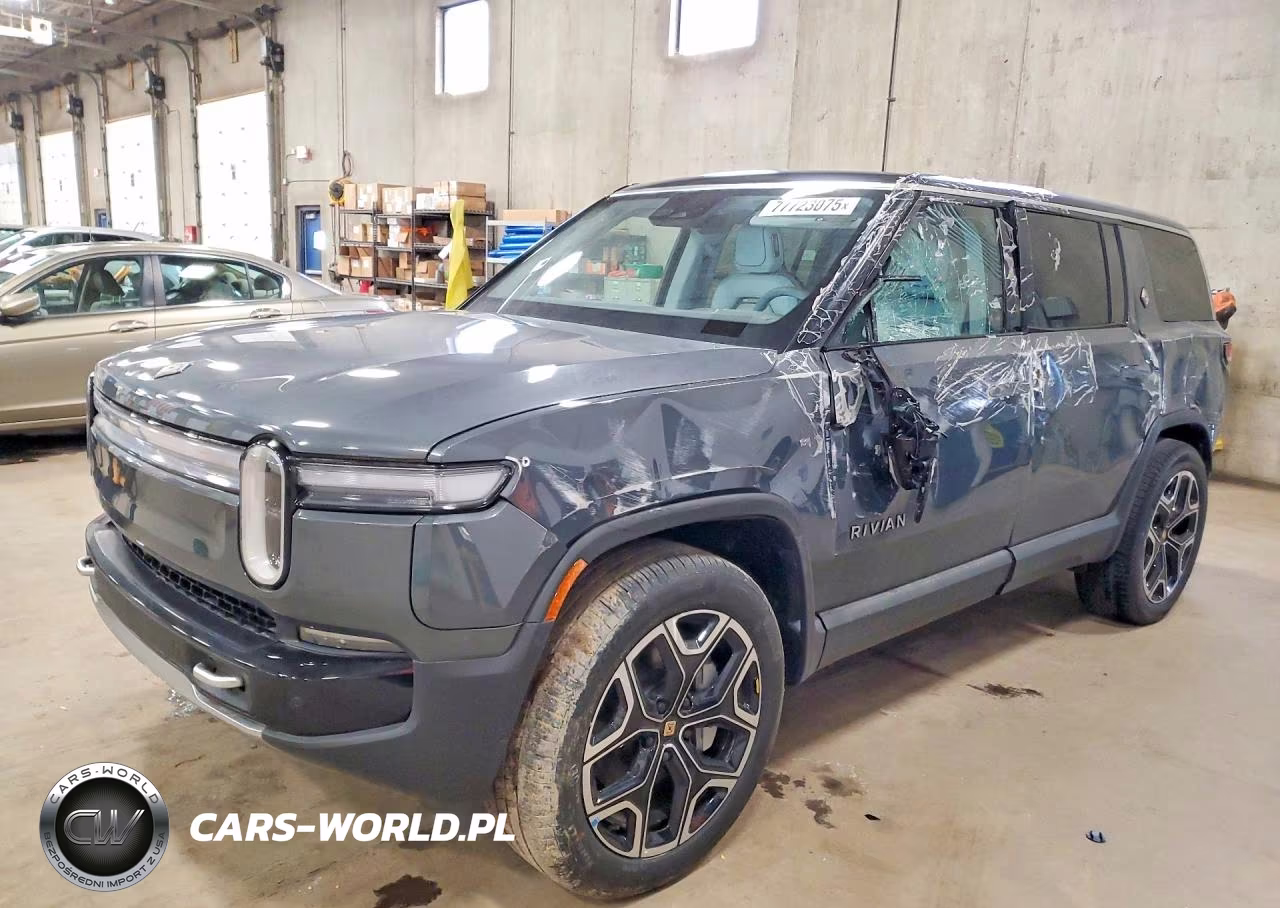 2025 Rivian R1S Adventure – zdjęcie 1 z 13