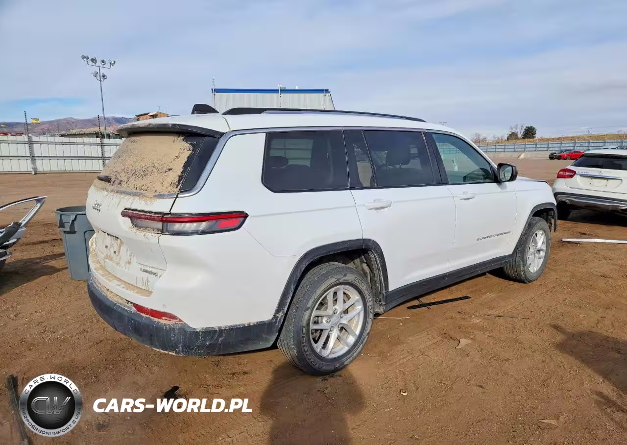 2023 Jeep Grand Cherokee L Laredo VIN:1C4RJKAG7P8802519 - 3