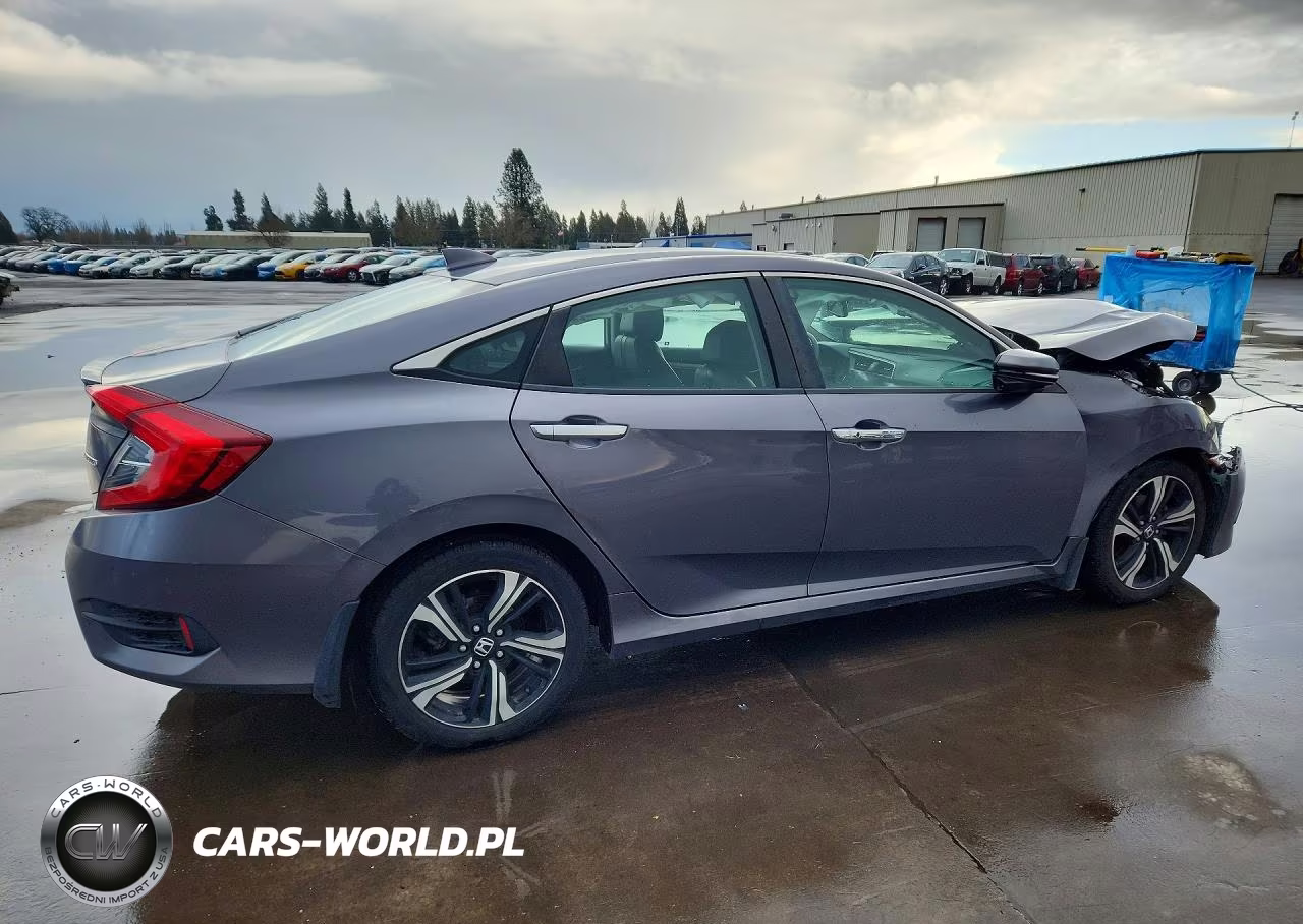 2017 Honda Civic Touring VIN:19XFC1F97HE031276 - 3