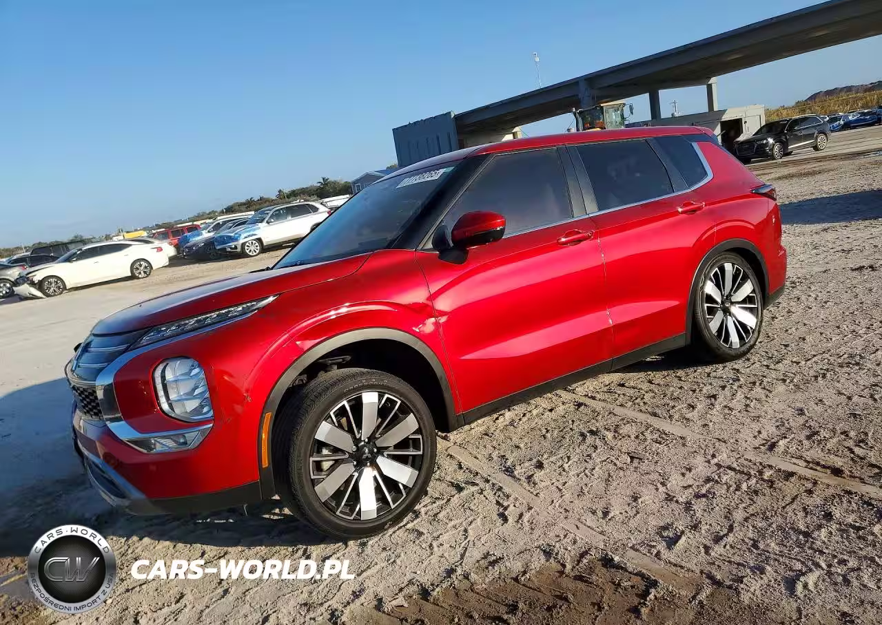 2025 Mitsubishi Outlander Se