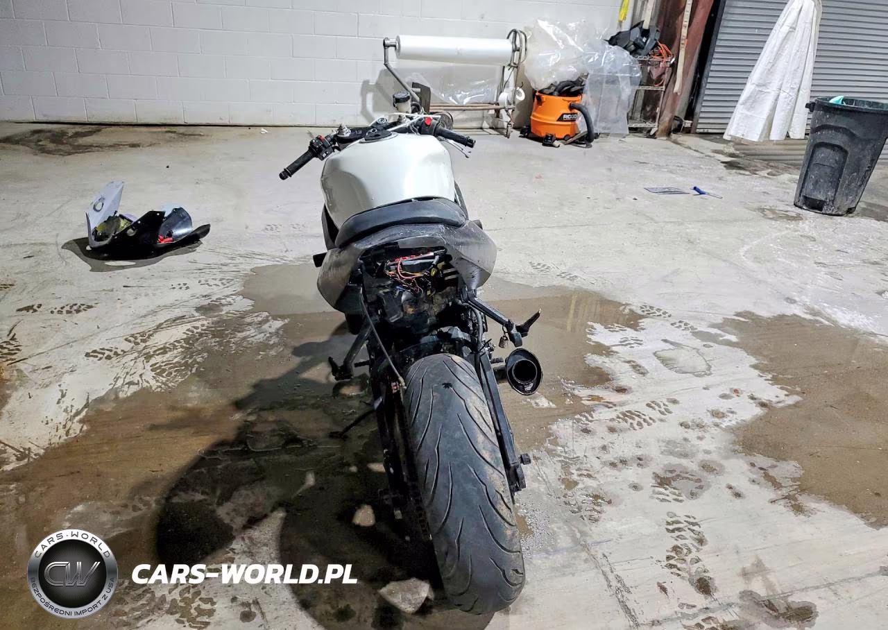 2004 Suzuki Gsx-R600 K VIN:JS1GN7CA842108111 - 4