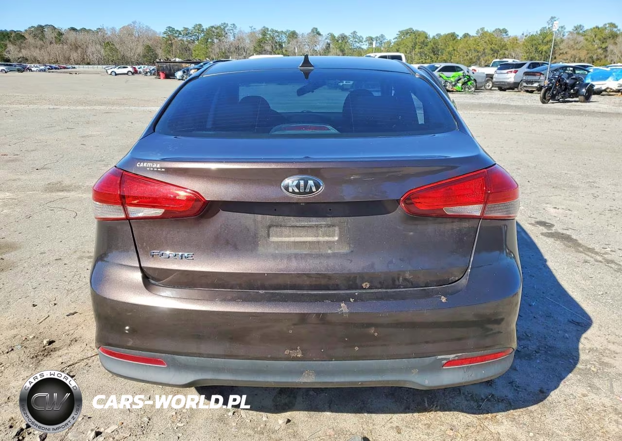 2017 Kia Forte Lx VIN:3KPFL4A7XHE031845 - 6