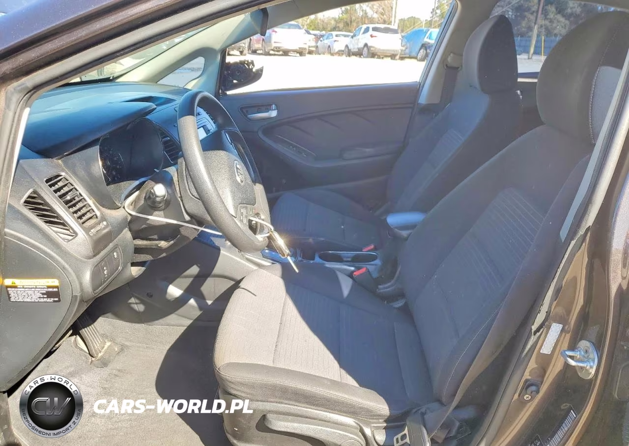 2017 Kia Forte Lx VIN:3KPFL4A7XHE031845 - 7