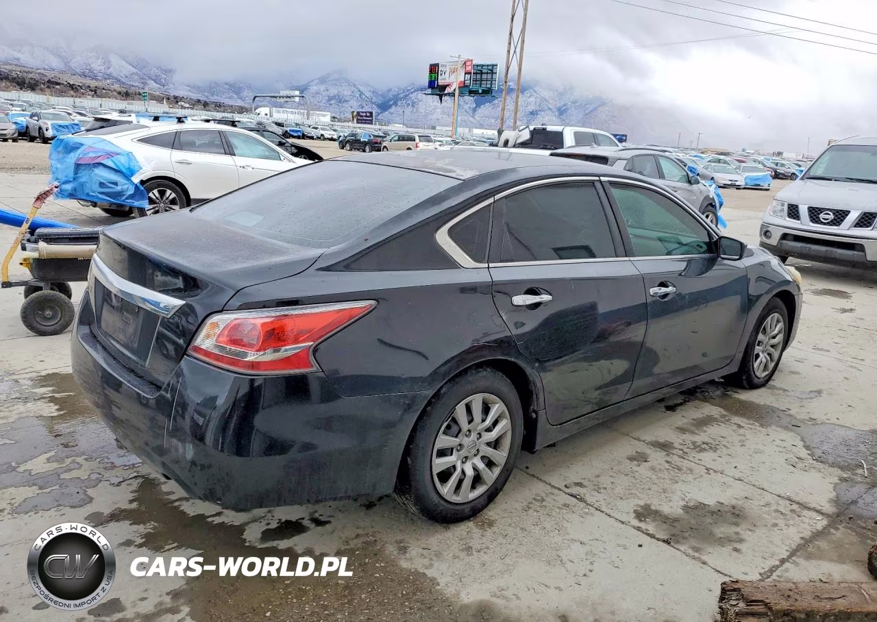 2014 Nissan Altima 2.5 VIN:1N4AL3AP6EC411195 - 3