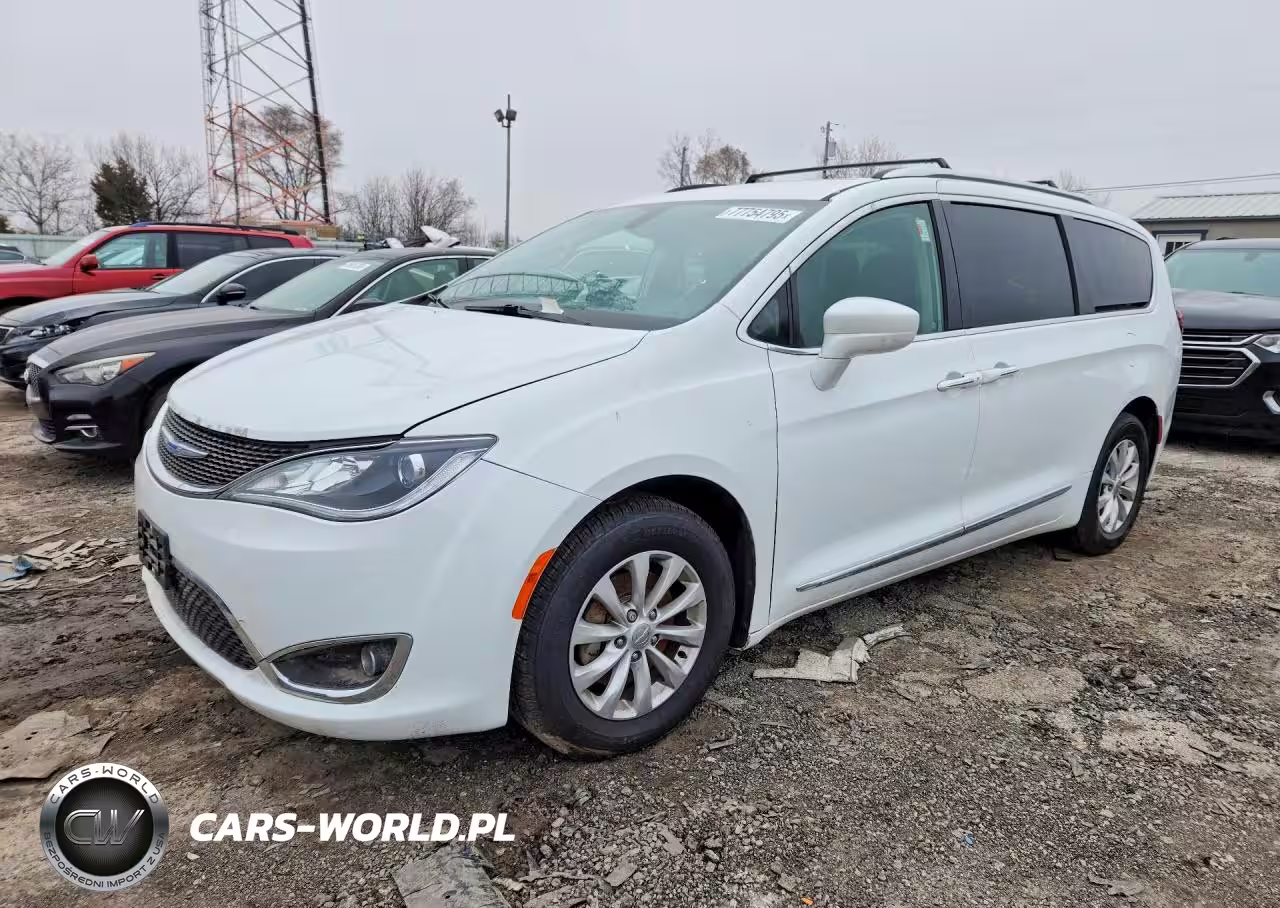 2018 Chrysler Pacifica Touring L