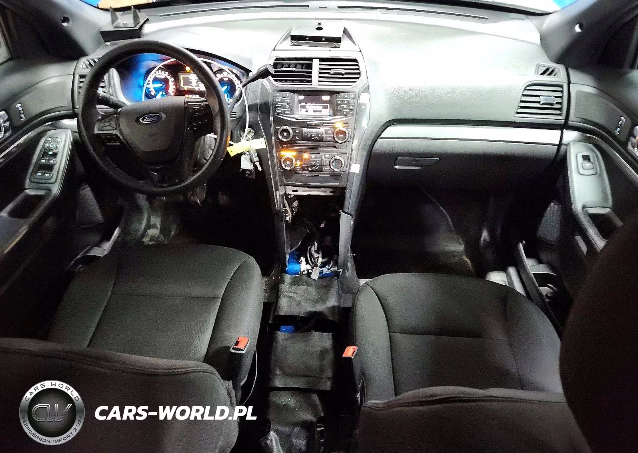 2018 Ford Explorer Police Interceptor VIN:1FM5K8AT8JGB69100 - 8