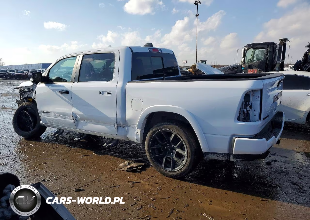 2025 Ram 1500 Laramie VIN:1C6SRFJP5SN726835 - 2