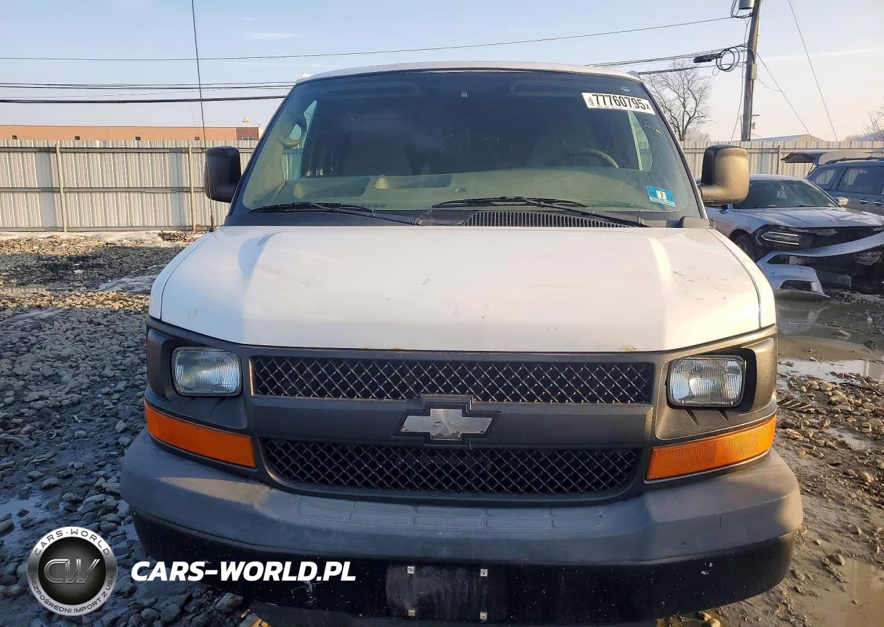 2010 Chevrolet Express G2500 VIN:1GCZGFBA5A1111828 - 5